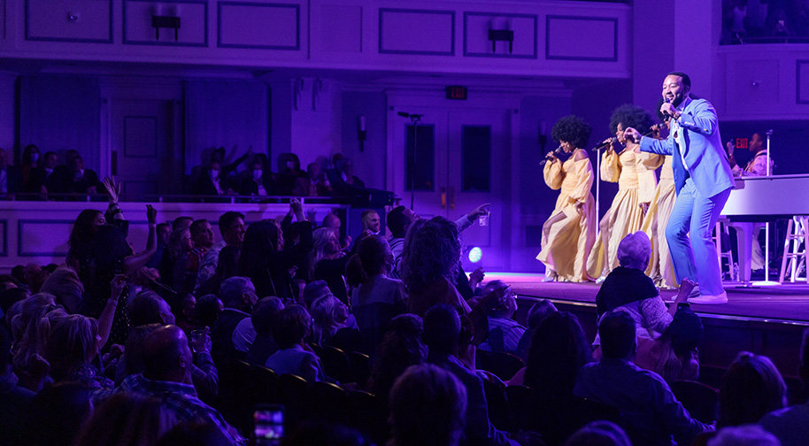 John Legend and back-up singers perform to a sold out Palladium audience.