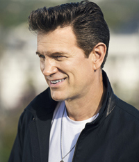 Chris Isaak